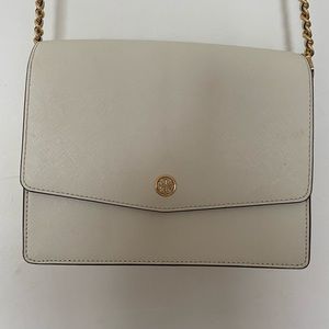 Tory Burch crossbody/shoulder convertible purse!